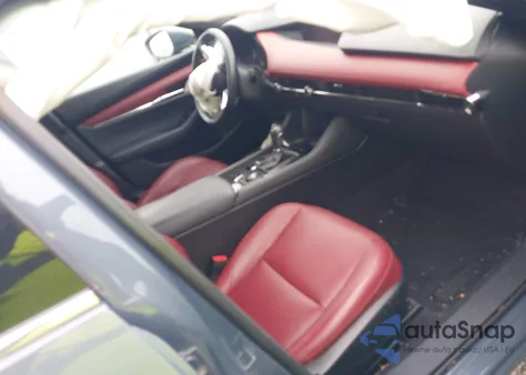 2020 Mazda Mazda3 Premium Package из США, поврежденный, VIN JM1BPBNM6L1165836